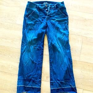 Level 99 button fly cropped jeans